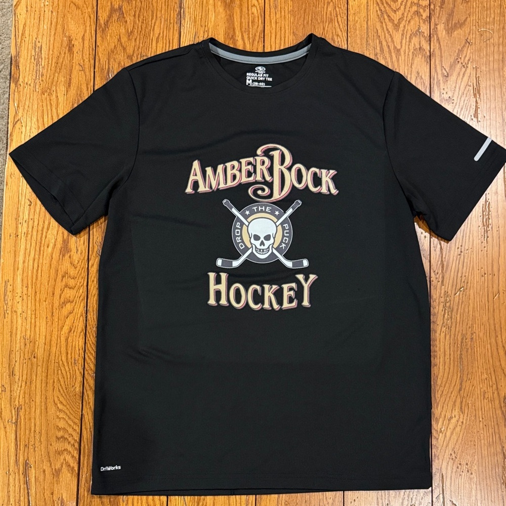 Athletic Works Black Michelob AmberBock Beer Hockey T-Shirt